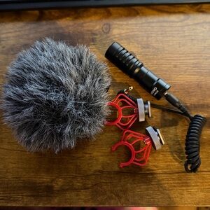 MOVI VXR10 Microphone w/ Windscreen